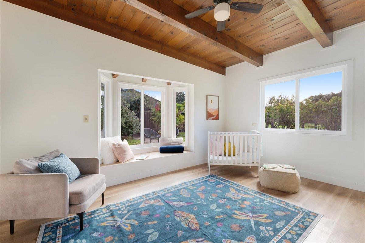 Detail Gallery Image 11 of 28 For 2908 Sandy Ln, Santa Cruz,  CA 95062 - 4 Beds | 2 Baths