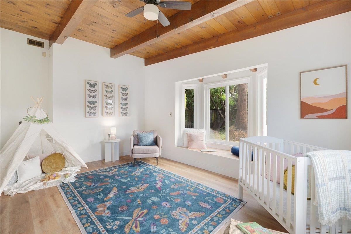 Detail Gallery Image 12 of 28 For 2908 Sandy Ln, Santa Cruz,  CA 95062 - 4 Beds | 2 Baths