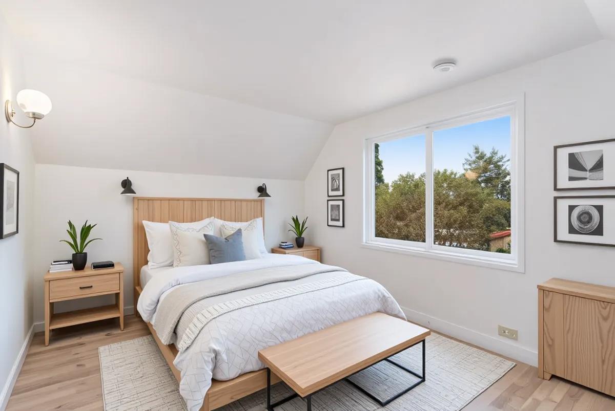 Detail Gallery Image 15 of 28 For 2908 Sandy Ln, Santa Cruz,  CA 95062 - 4 Beds | 2 Baths