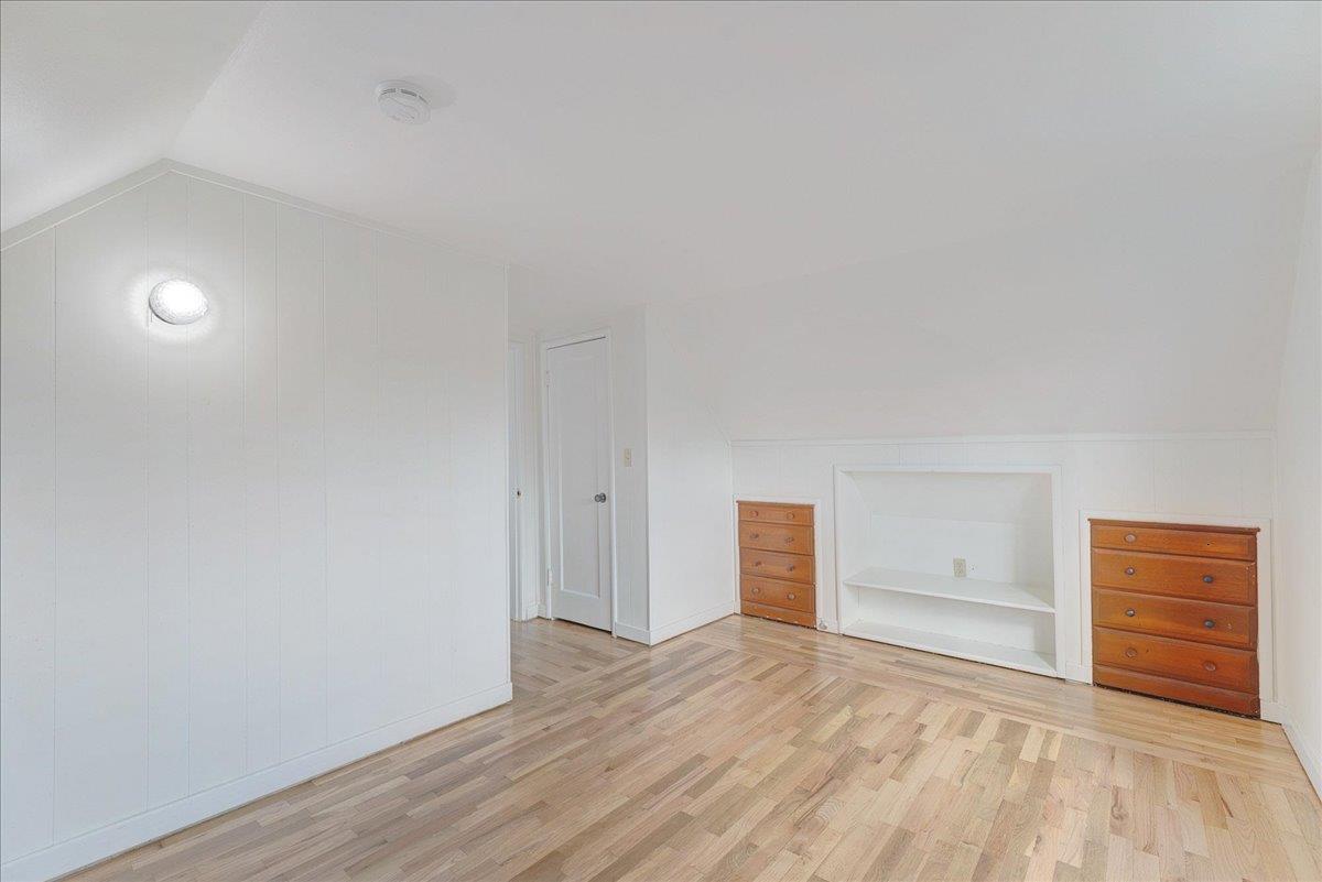 Detail Gallery Image 17 of 28 For 2908 Sandy Ln, Santa Cruz,  CA 95062 - 4 Beds | 2 Baths