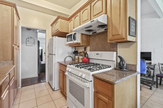 Detail Gallery Image 12 of 32 For 1421 Amador Cir, Salinas,  CA 93906 - 4 Beds | 2 Baths