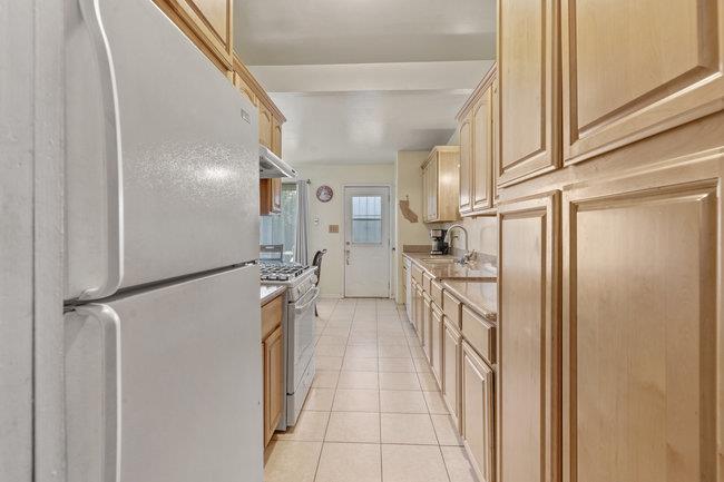 Detail Gallery Image 13 of 32 For 1421 Amador Cir, Salinas,  CA 93906 - 4 Beds | 2 Baths