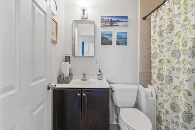 Detail Gallery Image 20 of 32 For 1421 Amador Cir, Salinas,  CA 93906 - 4 Beds | 2 Baths