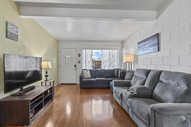 Detail Gallery Image 7 of 32 For 1421 Amador Cir, Salinas,  CA 93906 - 4 Beds | 2 Baths