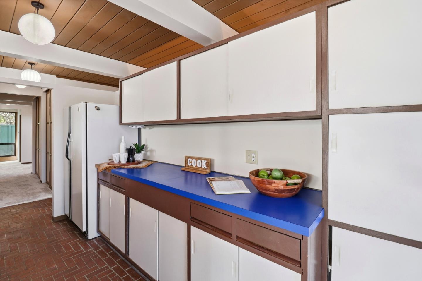 Detail Gallery Image 17 of 50 For 35 French Creek Pl, San Mateo,  CA 94402 - 3 Beds | 2 Baths