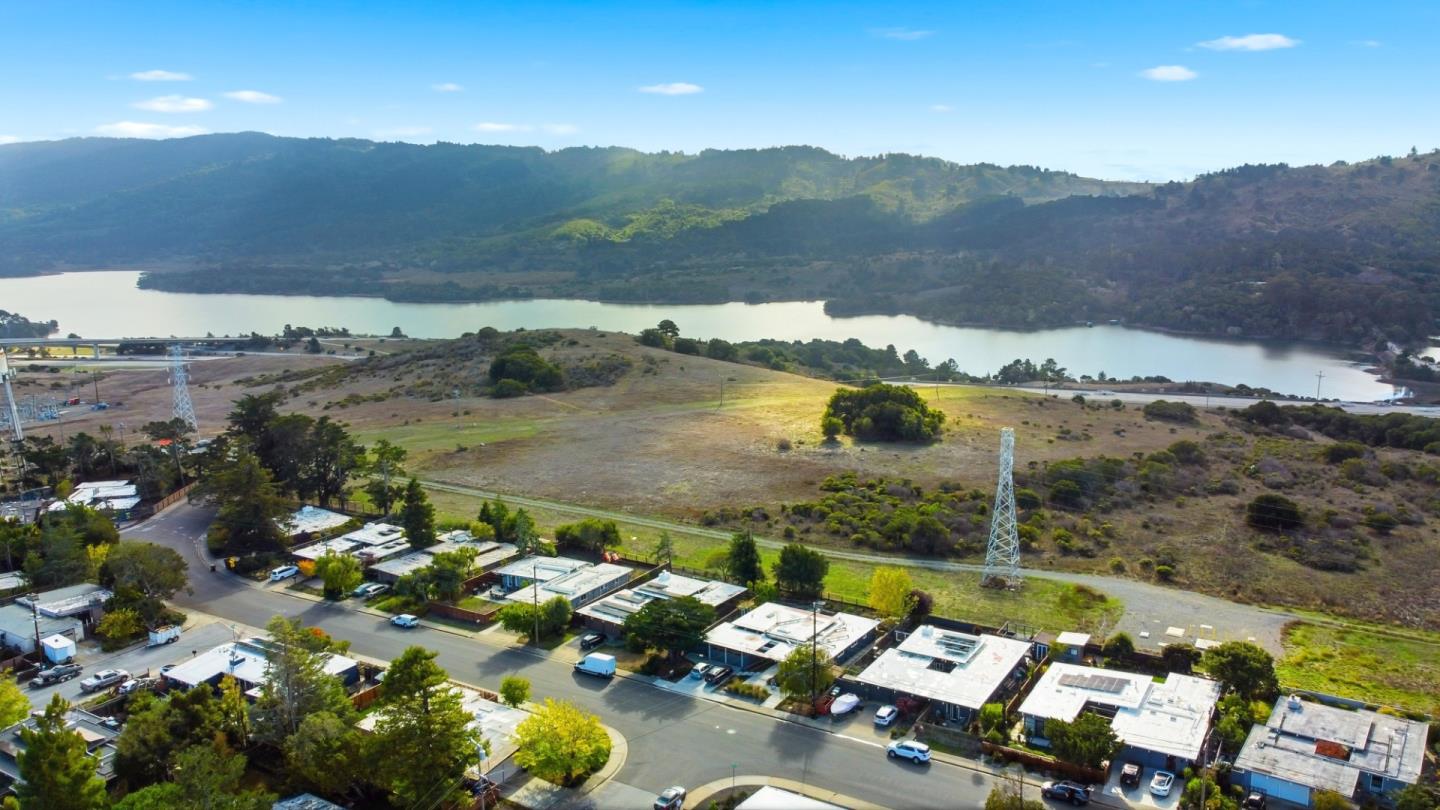 Detail Gallery Image 49 of 50 For 35 French Creek Pl, San Mateo,  CA 94402 - 3 Beds | 2 Baths