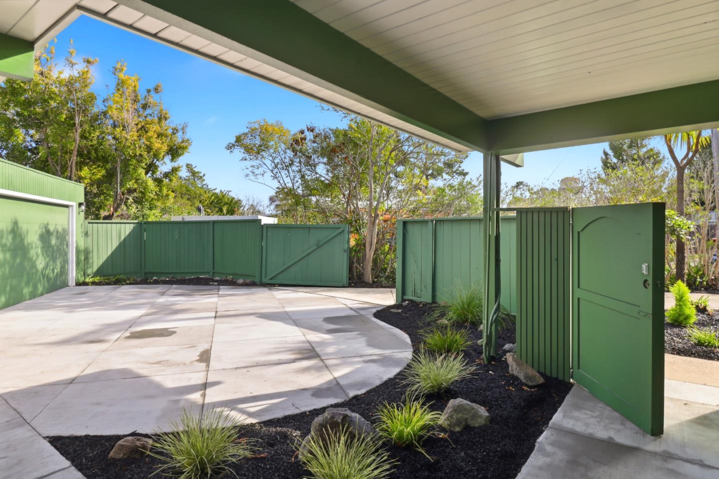 Detail Gallery Image 7 of 50 For 35 French Creek Pl, San Mateo,  CA 94402 - 3 Beds | 2 Baths