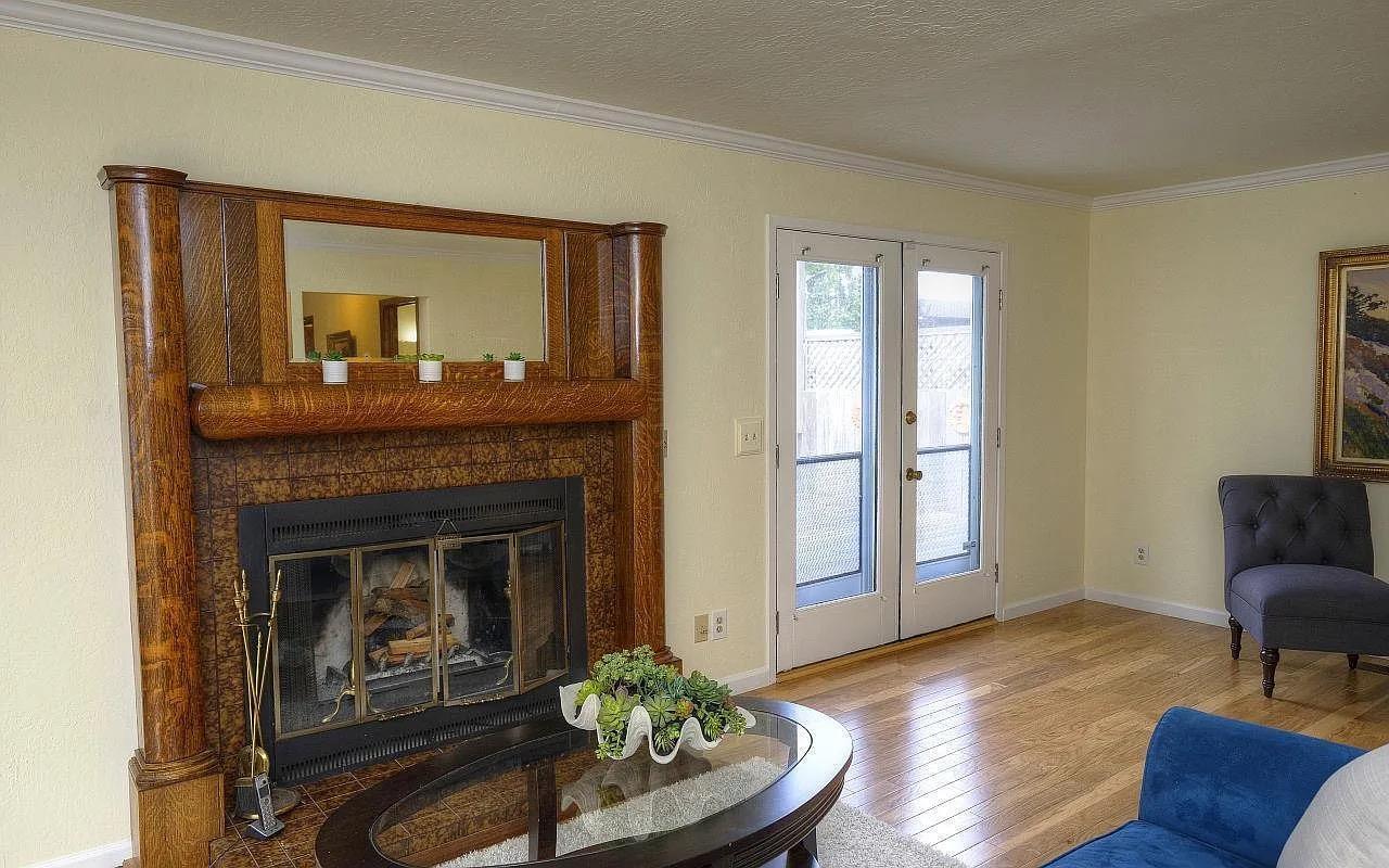 Detail Gallery Image 20 of 46 For 1004 Acacia St, Montara,  CA 94037 - 3 Beds | 2/1 Baths