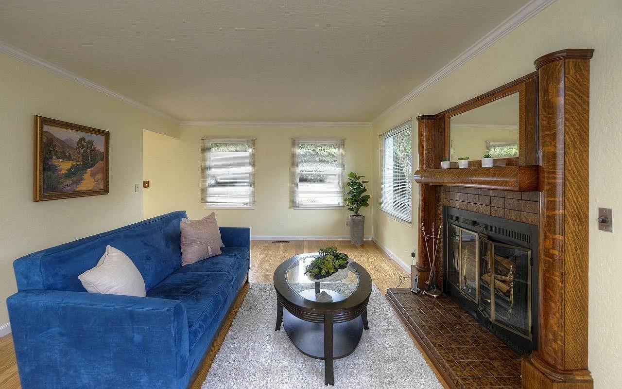 Detail Gallery Image 21 of 46 For 1004 Acacia St, Montara,  CA 94037 - 3 Beds | 2/1 Baths