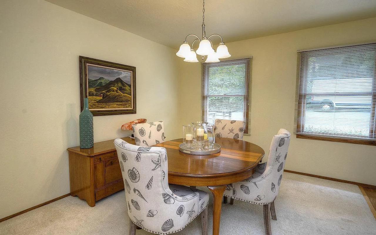 Detail Gallery Image 23 of 46 For 1004 Acacia St, Montara,  CA 94037 - 3 Beds | 2/1 Baths