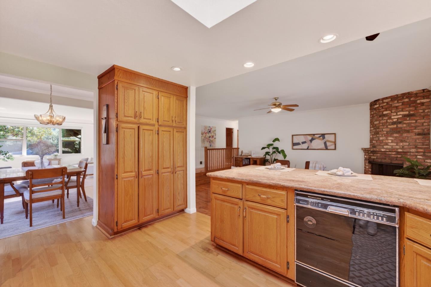 Detail Gallery Image 11 of 34 For 210 Wingfoot Dr, Aptos,  CA 95003 - 3 Beds | 2 Baths