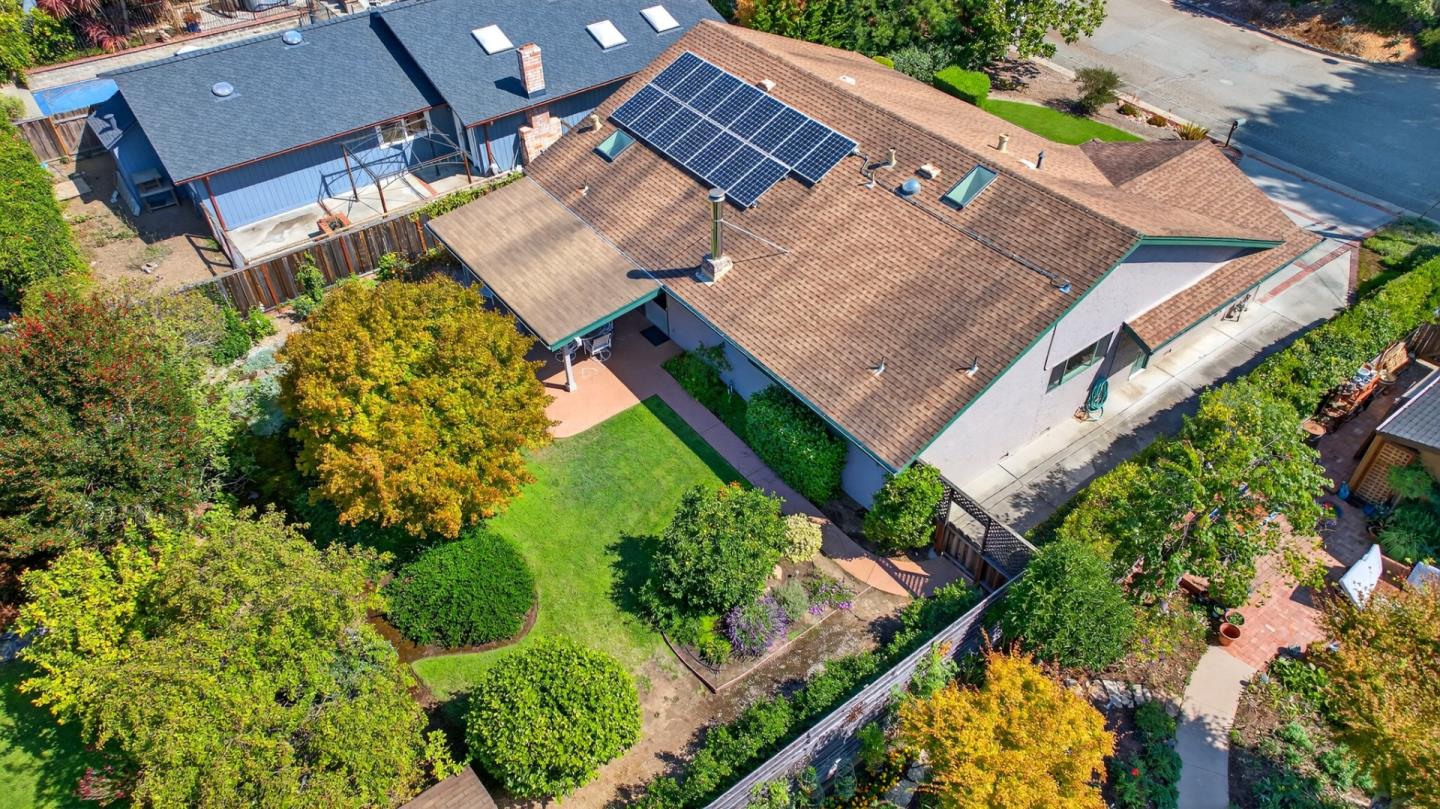 Detail Gallery Image 31 of 34 For 210 Wingfoot Dr, Aptos,  CA 95003 - 3 Beds | 2 Baths