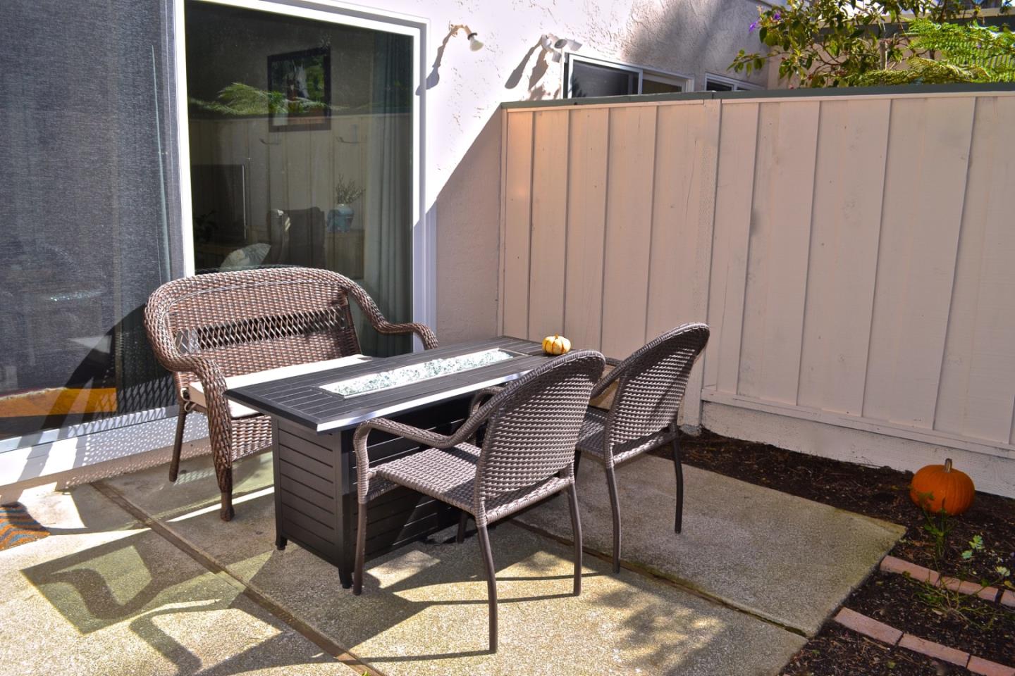 Detail Gallery Image 11 of 11 For 1235 Terra Nova Blvd, Pacifica,  CA 94044 - 2 Beds | 1/1 Baths