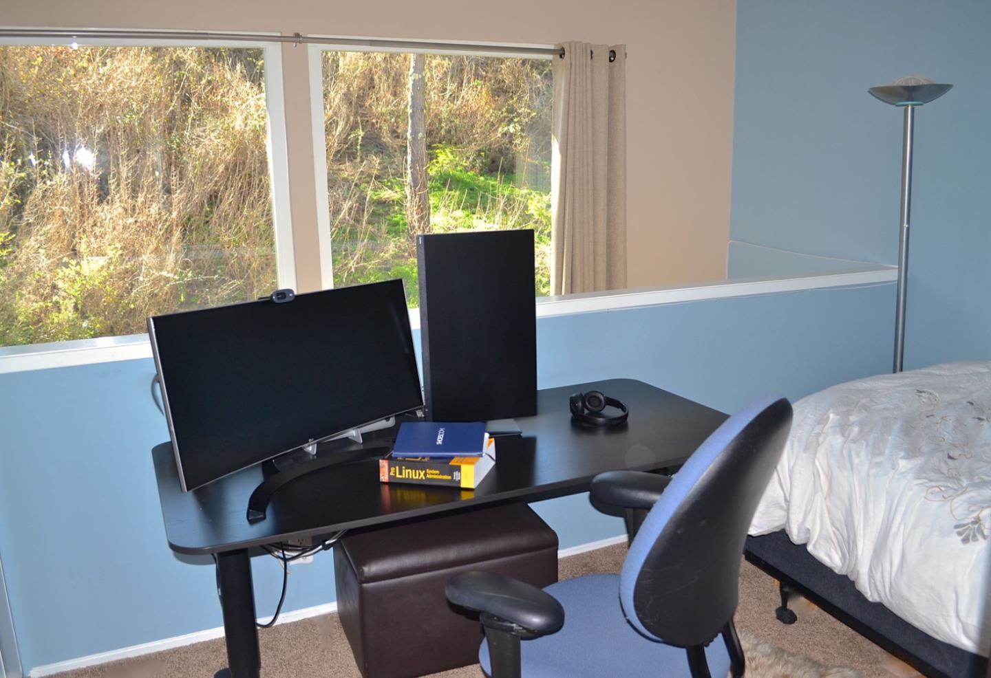 Detail Gallery Image 8 of 11 For 1235 Terra Nova Blvd, Pacifica,  CA 94044 - 2 Beds | 1/1 Baths