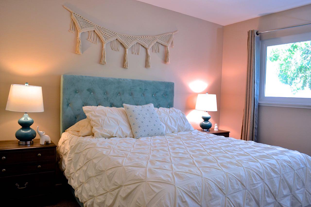 Detail Gallery Image 9 of 11 For 1235 Terra Nova Blvd, Pacifica,  CA 94044 - 2 Beds | 1/1 Baths