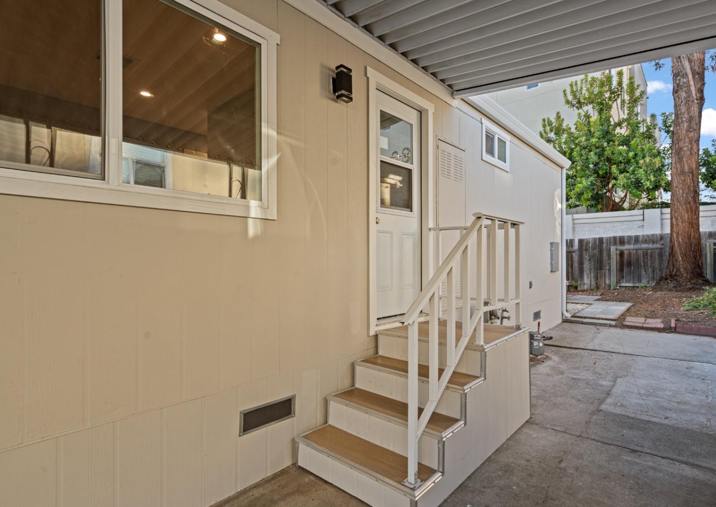 Detail Gallery Image 6 of 35 For 409 Giannotta Way #,,  San Jose,  CA 95133 - 3 Beds | 2 Baths