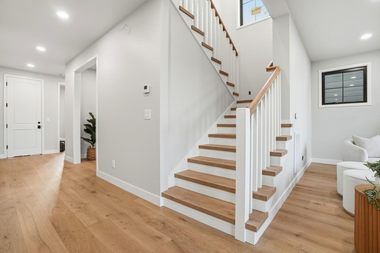 Detail Gallery Image 20 of 38 For 1173 Elm St, San Carlos,  CA 94070 - 4 Beds | 3/1 Baths