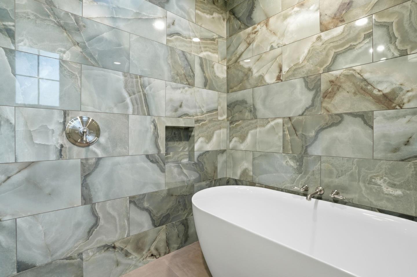 Detail Gallery Image 32 of 38 For 1173 Elm St, San Carlos,  CA 94070 - 4 Beds | 3/1 Baths