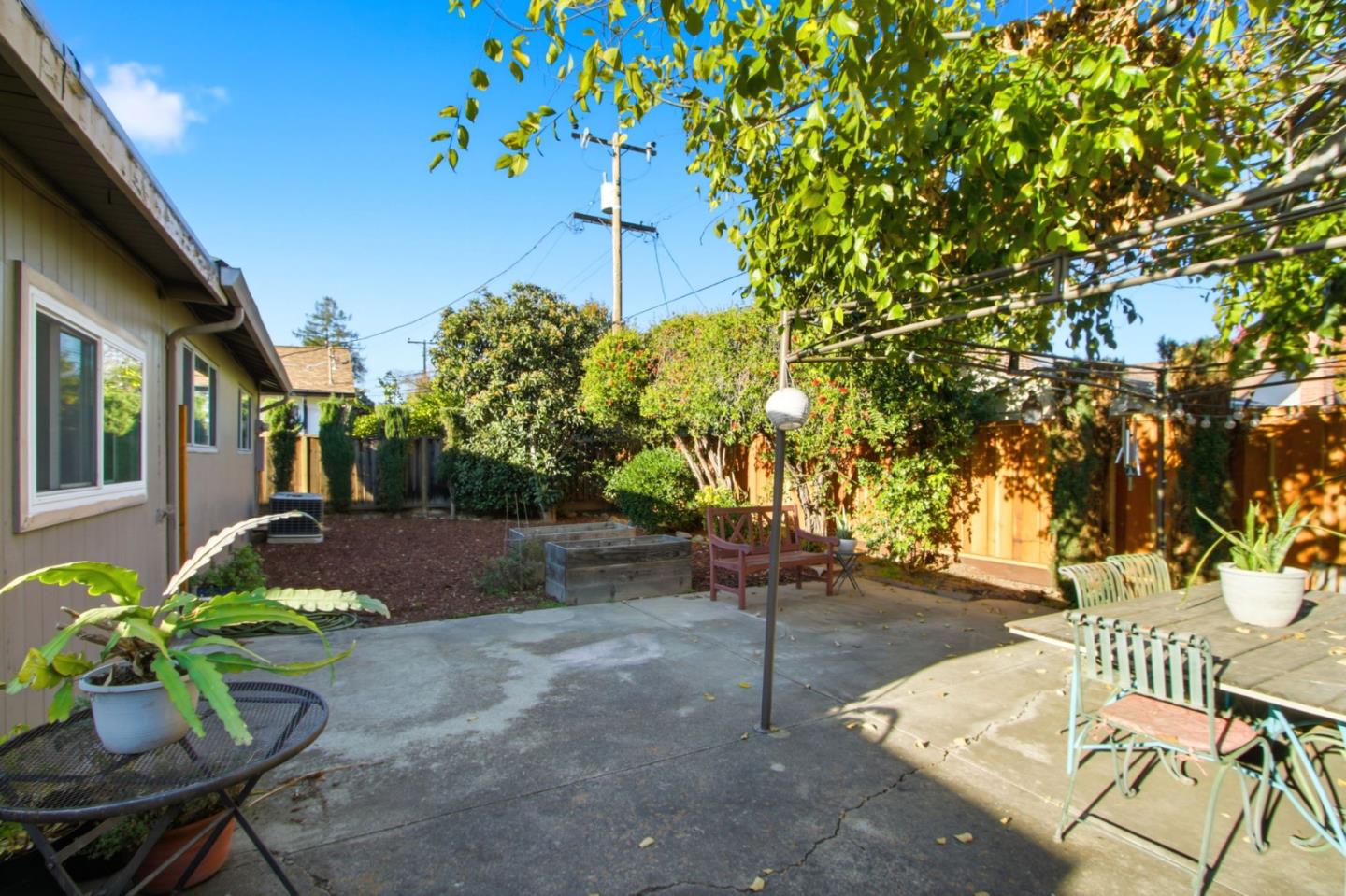 Detail Gallery Image 33 of 36 For 2682 Coit Dr, San Jose,  CA 95124 - 4 Beds | 2 Baths