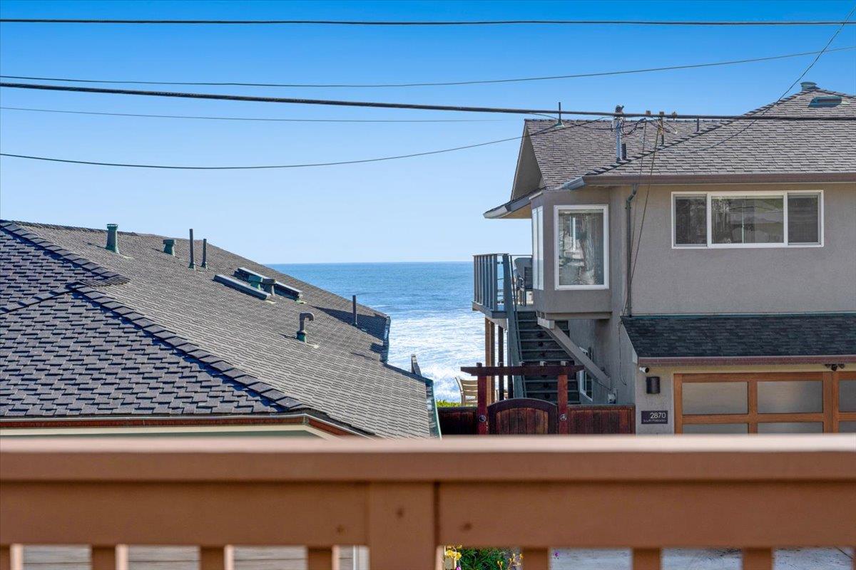 Detail Gallery Image 30 of 46 For 2866 Chesterfield Dr, Santa Cruz,  CA 95062 - 2 Beds | 2 Baths