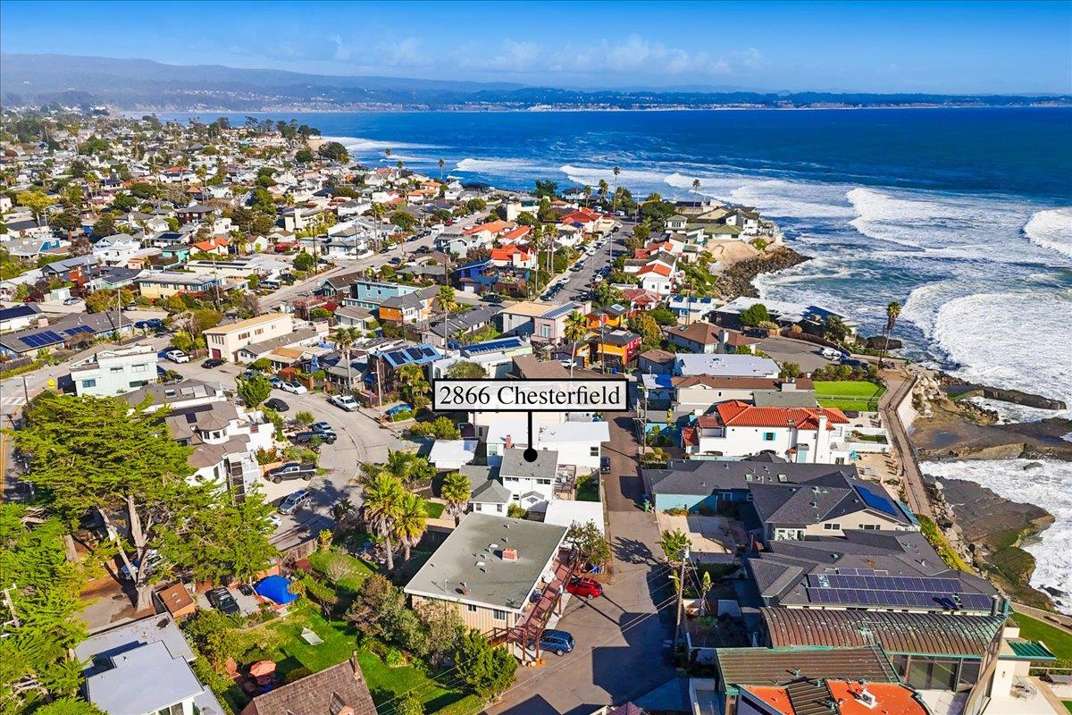 Detail Gallery Image 42 of 46 For 2866 Chesterfield Dr, Santa Cruz,  CA 95062 - 2 Beds | 2 Baths