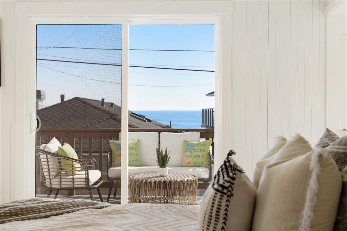 Detail Gallery Image 5 of 46 For 2866 Chesterfield Dr, Santa Cruz,  CA 95062 - 2 Beds | 2 Baths