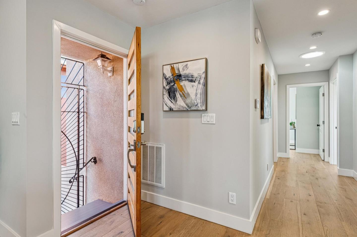 Detail Gallery Image 11 of 73 For 419 Lakeshore Dr, San Francisco,  CA 94132 - 5 Beds | 4 Baths