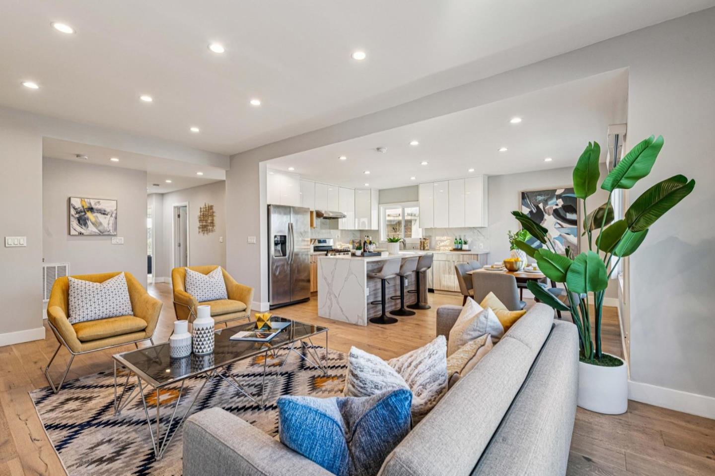 Detail Gallery Image 18 of 73 For 419 Lakeshore Dr, San Francisco,  CA 94132 - 5 Beds | 4 Baths