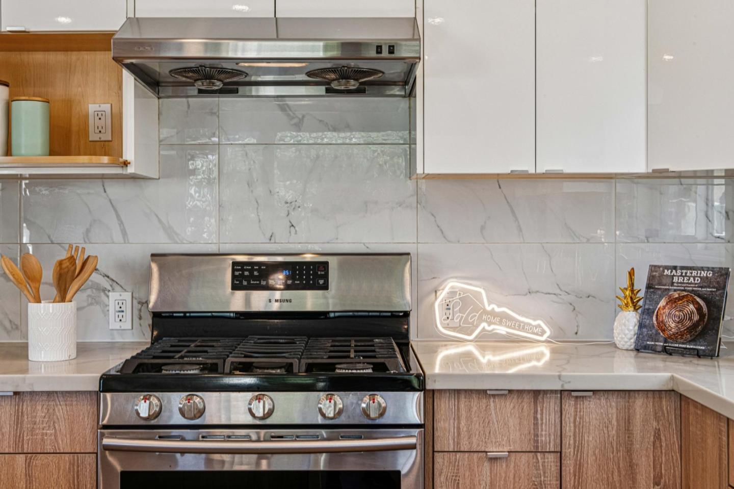 Detail Gallery Image 30 of 73 For 419 Lakeshore Dr, San Francisco,  CA 94132 - 5 Beds | 4 Baths