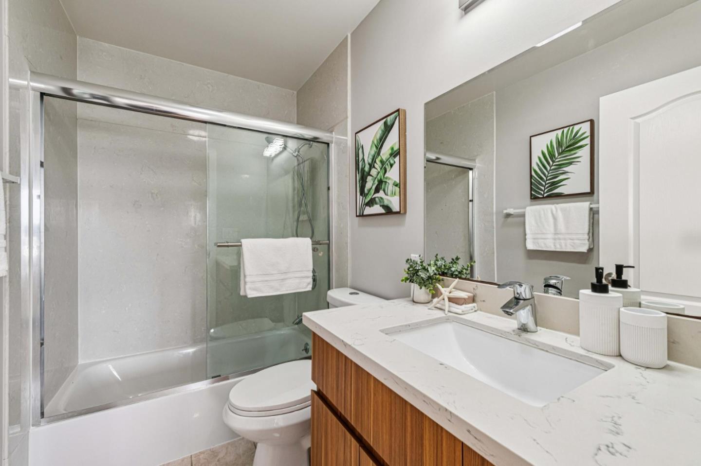 Detail Gallery Image 42 of 73 For 419 Lakeshore Dr, San Francisco,  CA 94132 - 5 Beds | 4 Baths