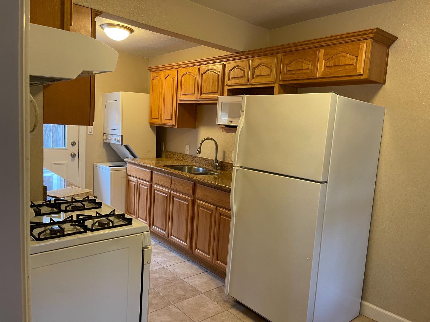 Detail Gallery Image 7 of 12 For 167 Goodyear St, San Jose,  CA 95110 - 1 Beds | 1 Baths