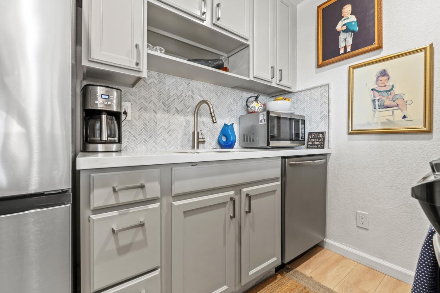 Detail Gallery Image 14 of 36 For 1 Surf Way #115,  Monterey,  CA 93940 - 1 Beds | 1 Baths