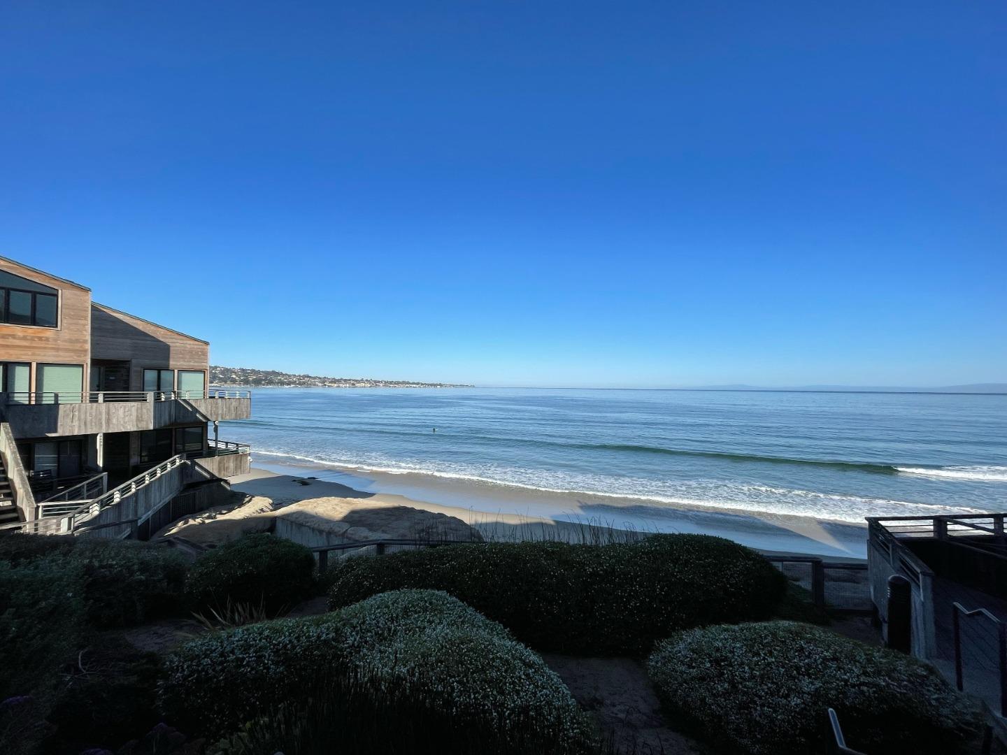 Detail Gallery Image 31 of 36 For 1 Surf Way #115,  Monterey,  CA 93940 - 1 Beds | 1 Baths