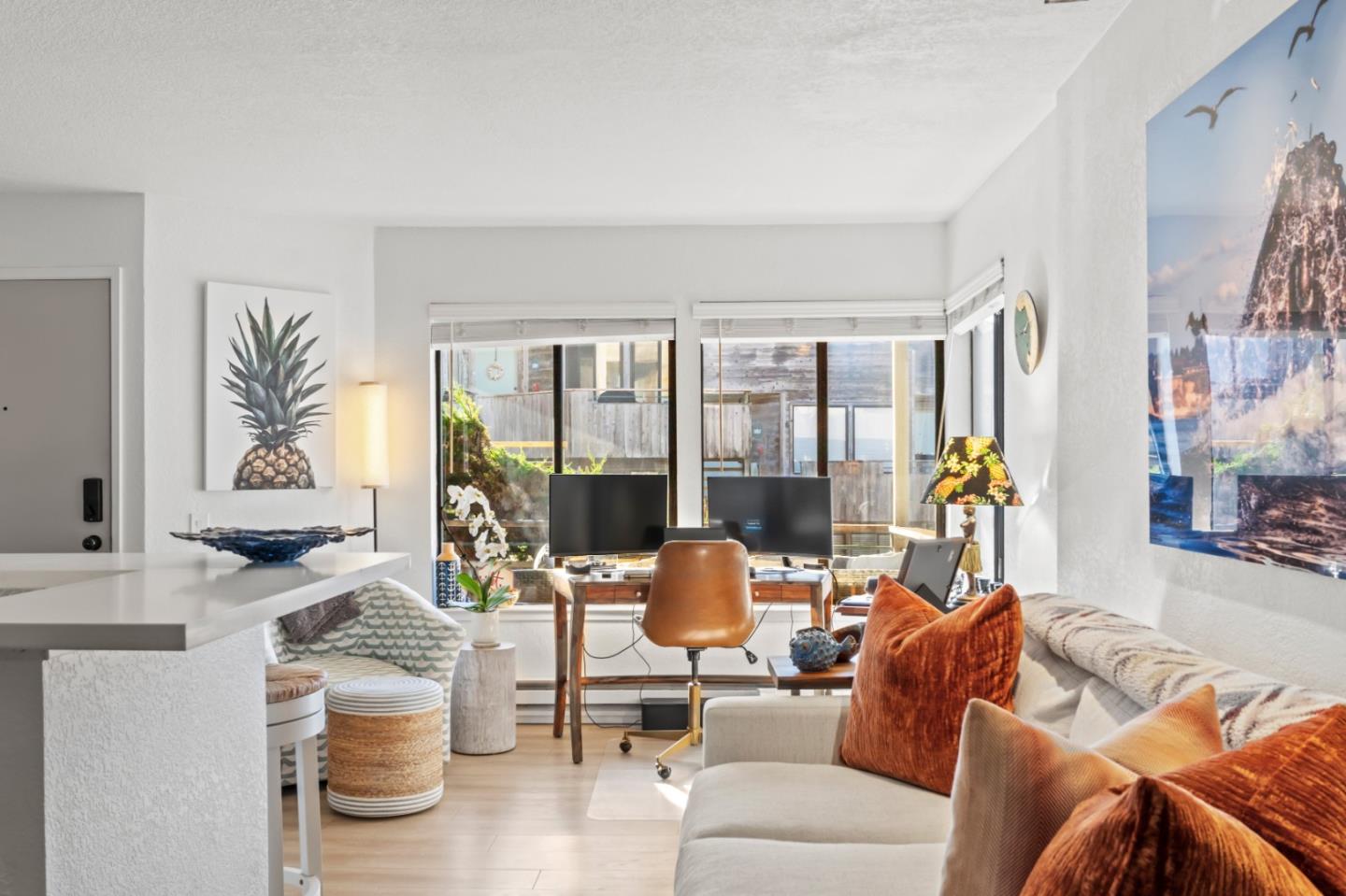 Detail Gallery Image 9 of 36 For 1 Surf Way #115,  Monterey,  CA 93940 - 1 Beds | 1 Baths