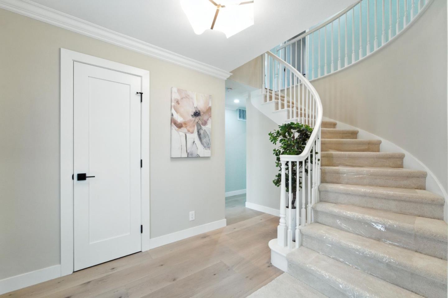 Detail Gallery Image 9 of 51 For 2565 Estella Dr, Santa Clara,  CA 95051 - 5 Beds | 3 Baths