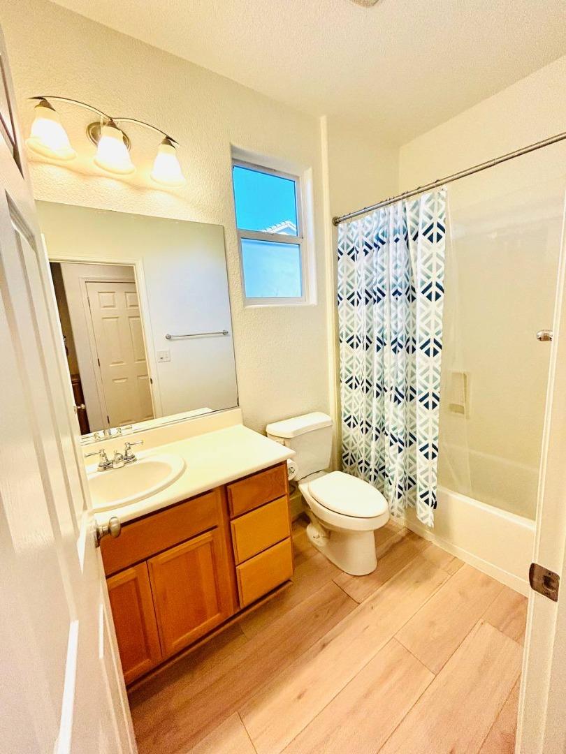 Detail Gallery Image 22 of 25 For 1742 Tesoro Dr, Manteca,  CA 95337 - 3 Beds | 2 Baths