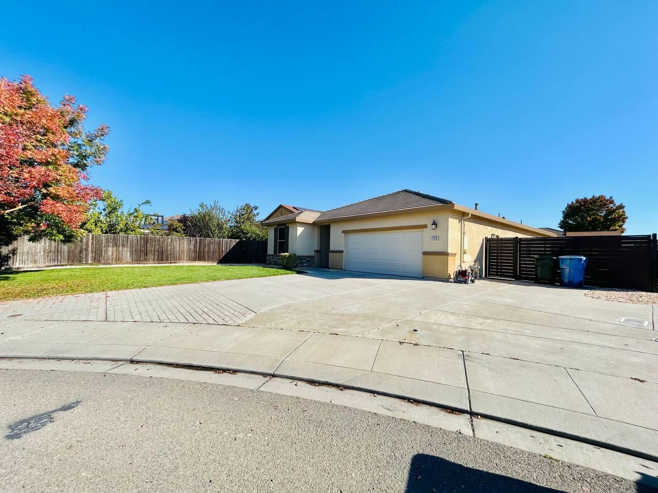 Detail Gallery Image 6 of 25 For 1742 Tesoro Dr, Manteca,  CA 95337 - 3 Beds | 2 Baths