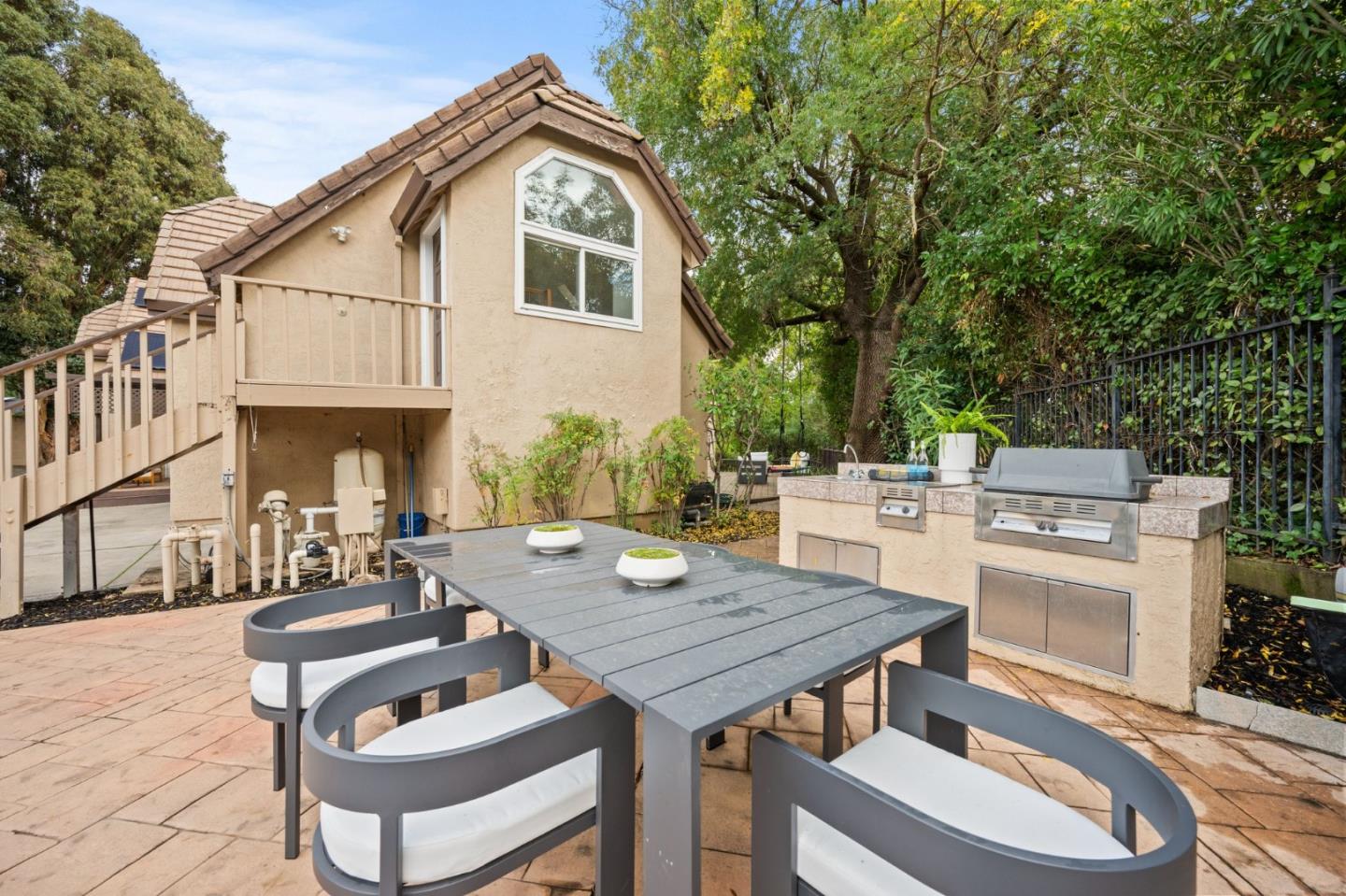 Detail Gallery Image 52 of 68 For 6607 Arlington Dr, Pleasanton,  CA 94566 - 8 Beds | 5/1 Baths