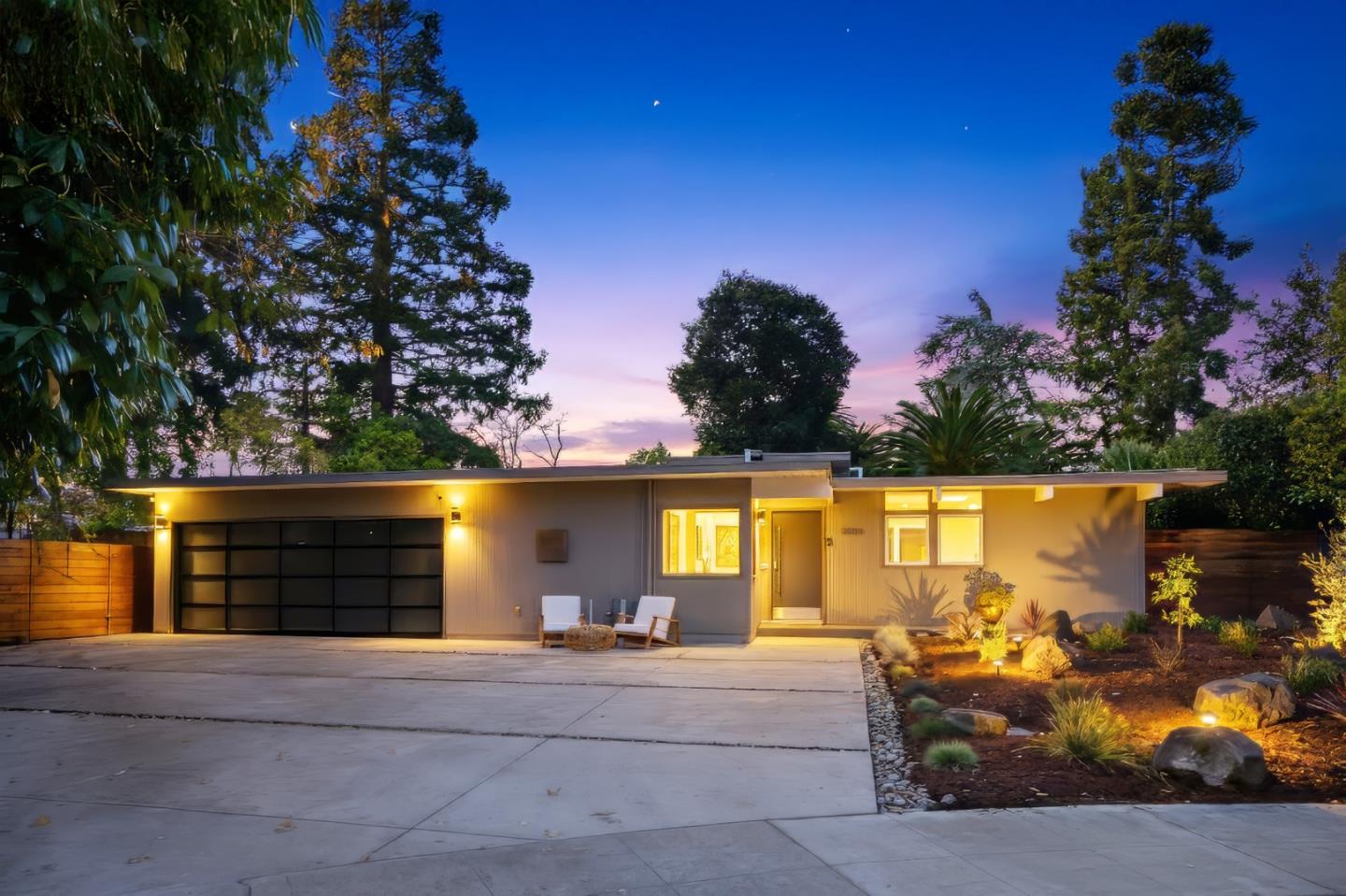 Front Image Thumbnail for ML82027125