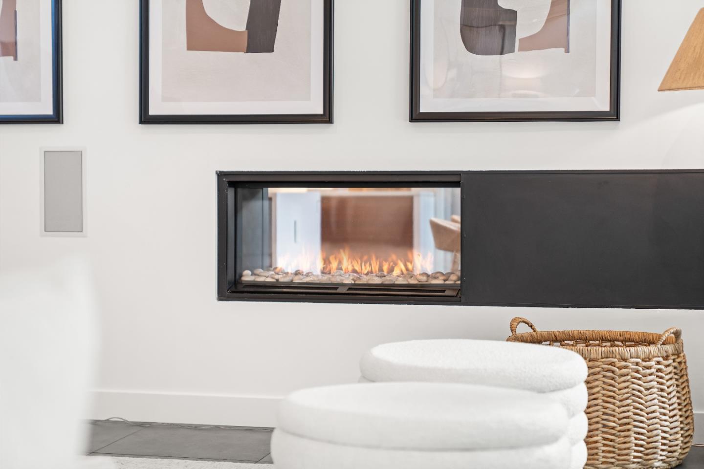 Detail Gallery Image 13 of 85 For 3502 Arbutus Ave, Palo Alto,  CA 94303 - 4 Beds | 2/1 Baths