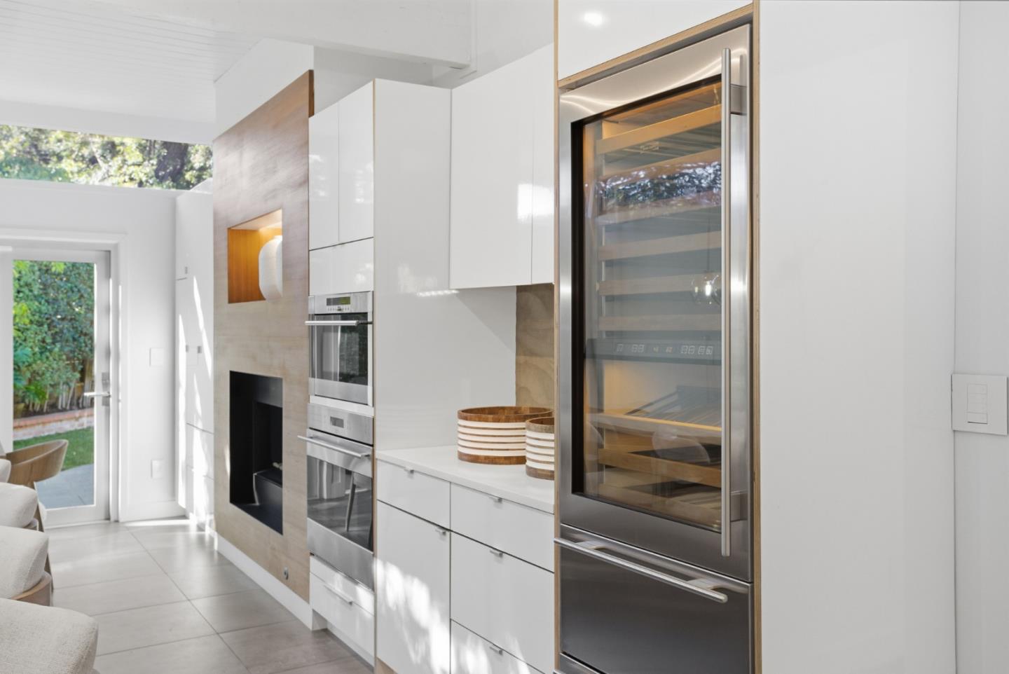 Detail Gallery Image 24 of 85 For 3502 Arbutus Ave, Palo Alto,  CA 94303 - 4 Beds | 2/1 Baths