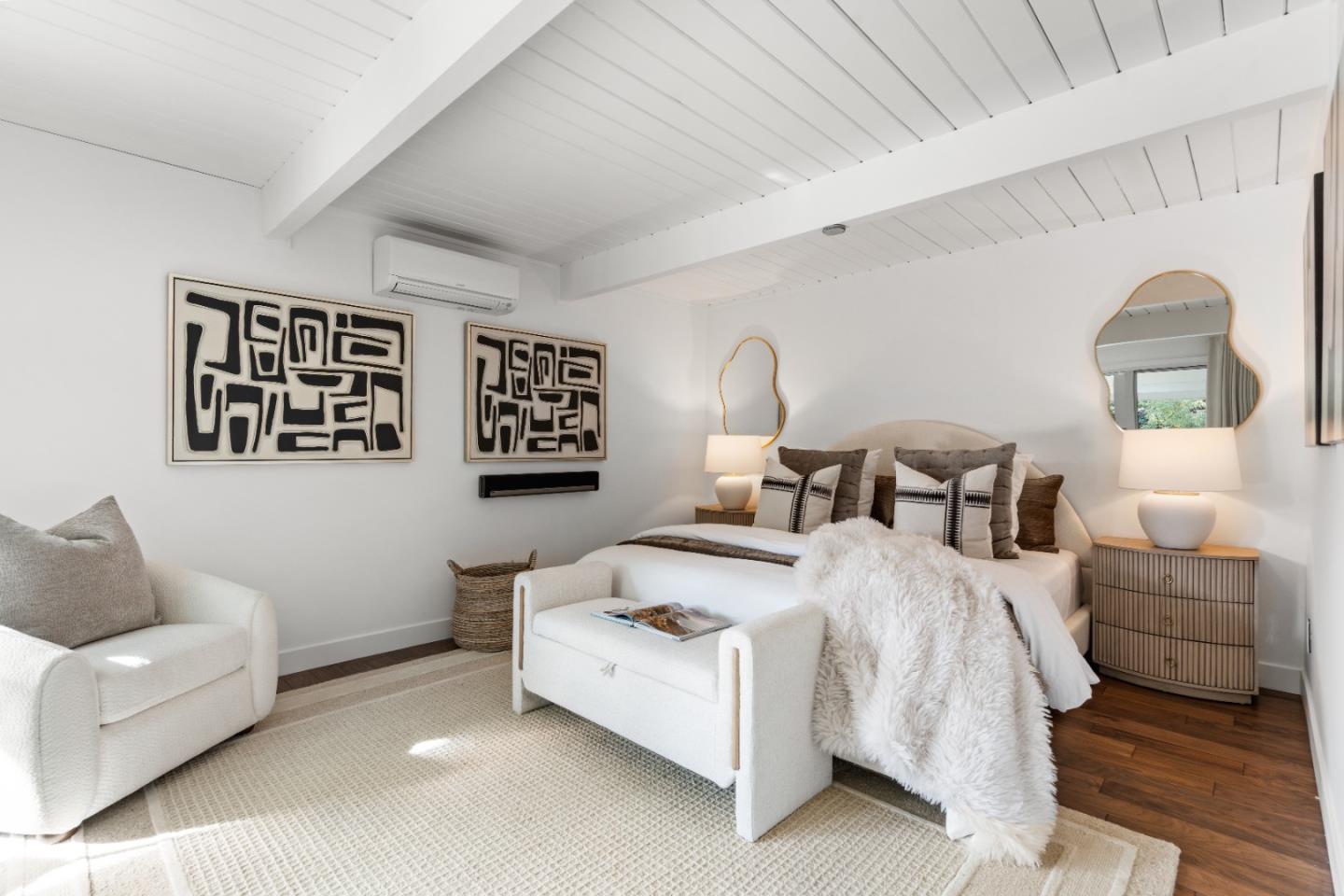 Detail Gallery Image 39 of 85 For 3502 Arbutus Ave, Palo Alto,  CA 94303 - 4 Beds | 2/1 Baths