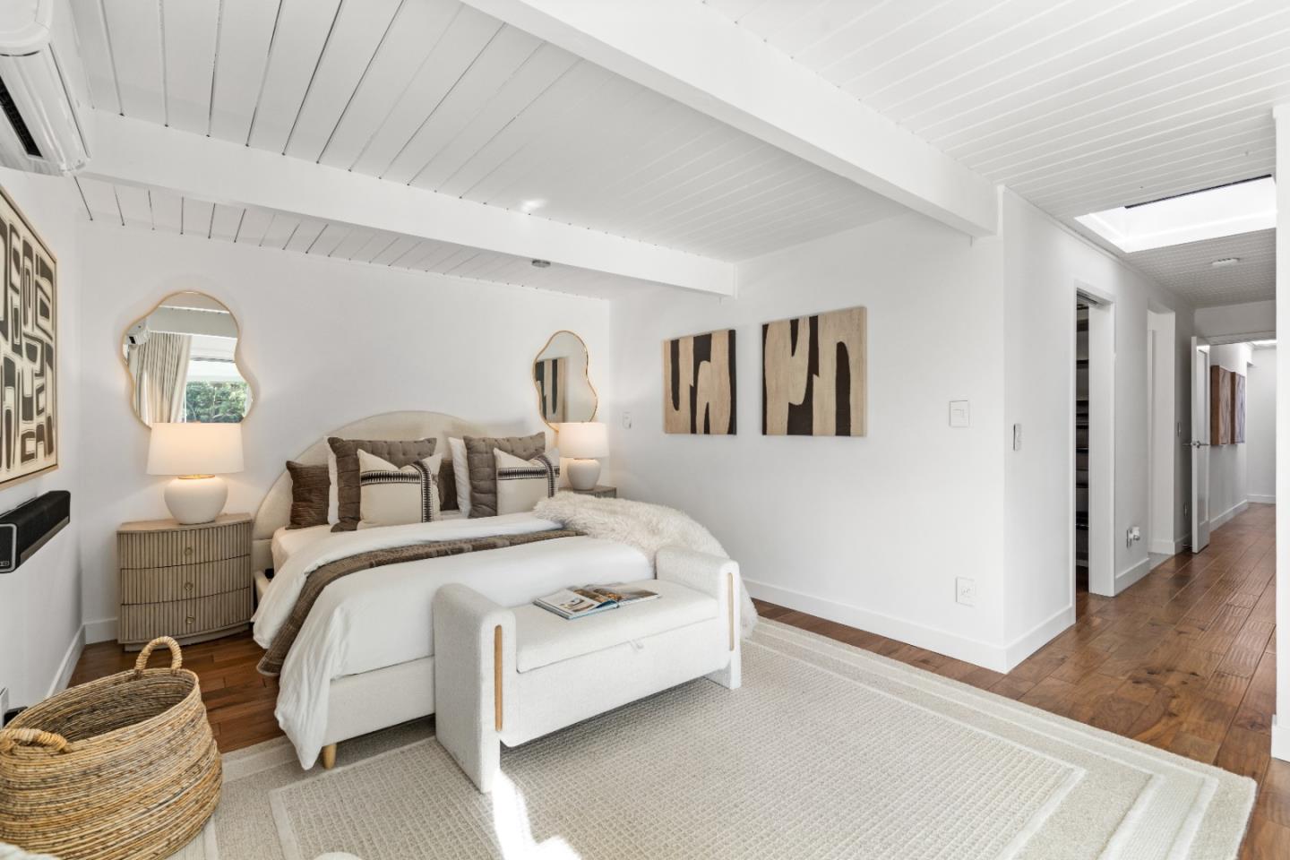 Detail Gallery Image 42 of 85 For 3502 Arbutus Ave, Palo Alto,  CA 94303 - 4 Beds | 2/1 Baths