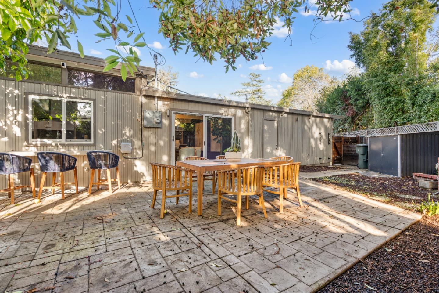 Detail Gallery Image 73 of 85 For 3502 Arbutus Ave, Palo Alto,  CA 94303 - 4 Beds | 2/1 Baths