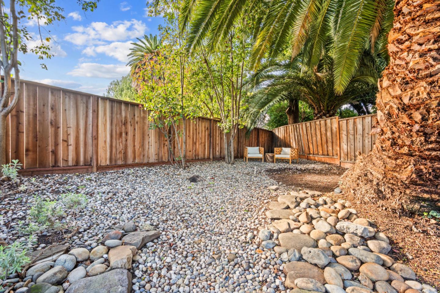 Detail Gallery Image 77 of 85 For 3502 Arbutus Ave, Palo Alto,  CA 94303 - 4 Beds | 2/1 Baths