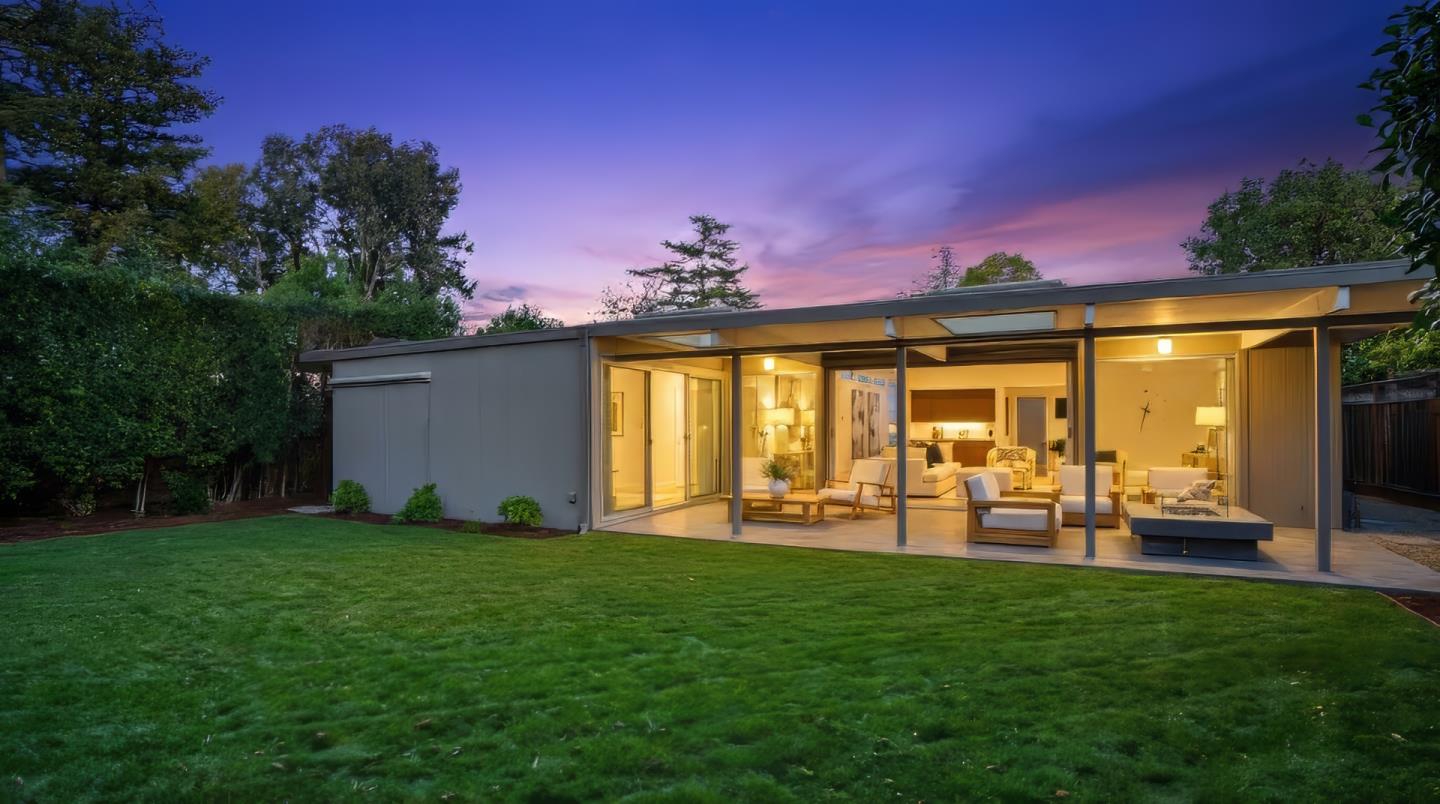 Detail Gallery Image 83 of 85 For 3502 Arbutus Ave, Palo Alto,  CA 94303 - 4 Beds | 2/1 Baths