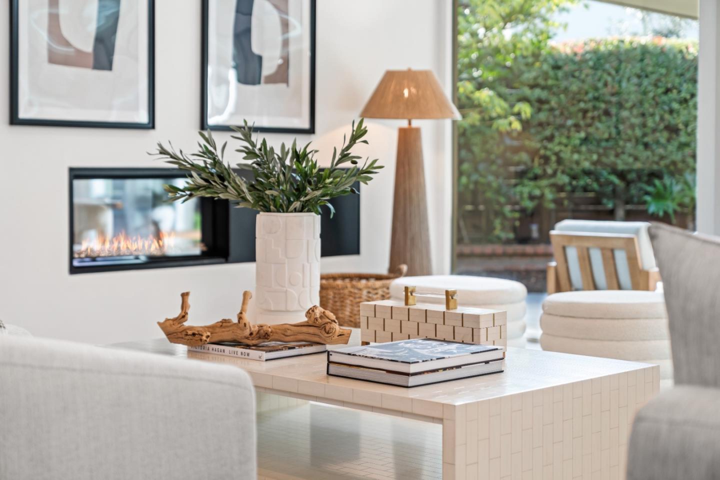 Detail Gallery Image 9 of 85 For 3502 Arbutus Ave, Palo Alto,  CA 94303 - 4 Beds | 2/1 Baths