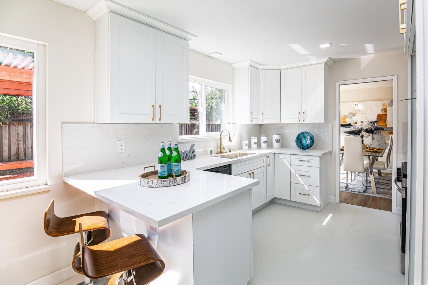 Detail Gallery Image 9 of 22 For 1648 Knollwood Ave, San Jose,  CA 95125 - 5 Beds | 3 Baths