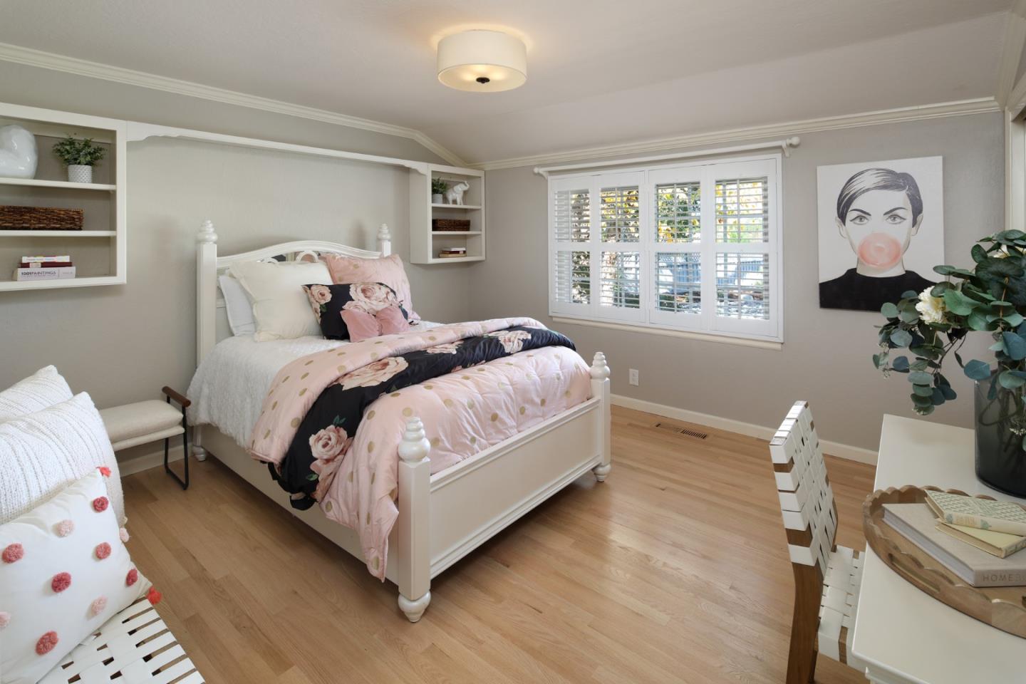 Detail Gallery Image 14 of 20 For 10601 Madera Dr, Cupertino,  CA 95014 - 5 Beds | 2/1 Baths