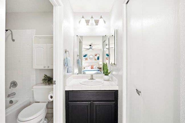 Detail Gallery Image 16 of 27 For 8550 Wren Ave 3b,  Gilroy,  CA 95020 - 2 Beds | 2 Baths